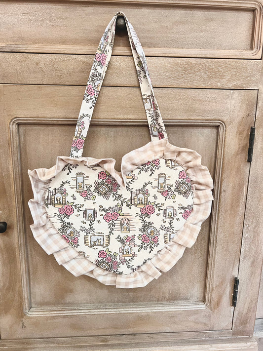 Window Pups Ruffle Heart Tote