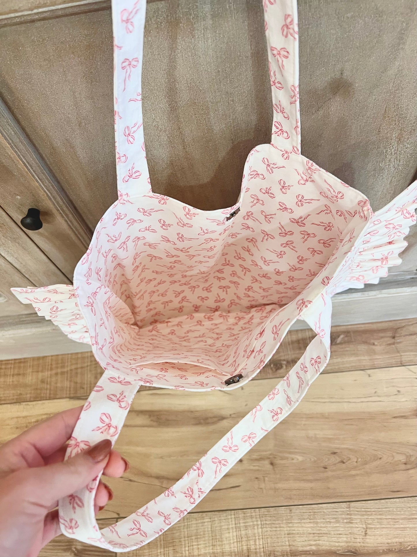 Pink Bow Ruffle tote