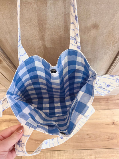 Blue Bow Ruffle tote